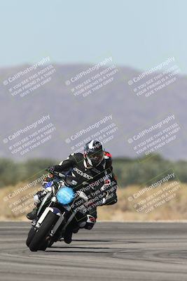 media/Oct-13-2025-Moto Forza (Mon) [[a66d839500]]/4-C Group/Session 3 (Turn 16)/